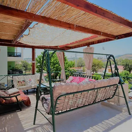 Holiday home Nadia's Traditional Stone House Lavrion