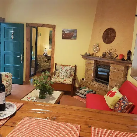 Nadia's Traditional Stone House * Lavrion